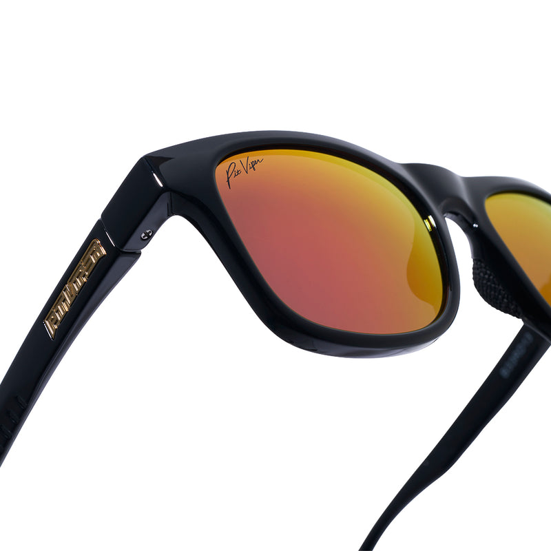 / HDPV Polarized Red | im_ready_for_my_closeup.JPG | Studio view of The Exec Highball with hdpv polarized red lens