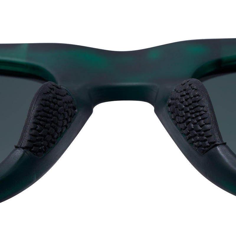 / Green | gotcha_nose.JPG | Studio view of The Seychelles Highball with green lens
