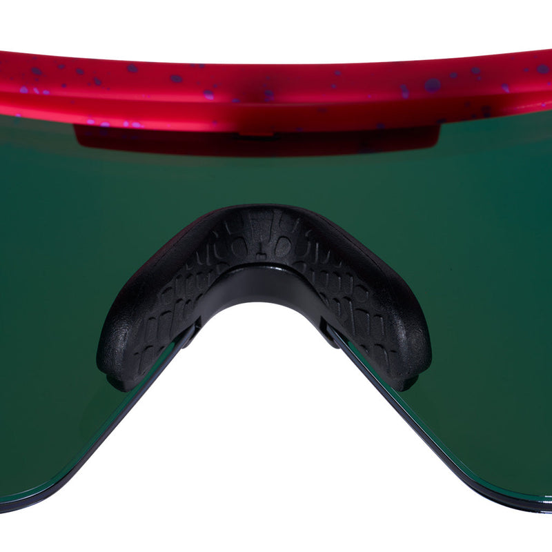 / Rainbow | computer.JPG | Studio view of The Radical Junior with rainbow lens