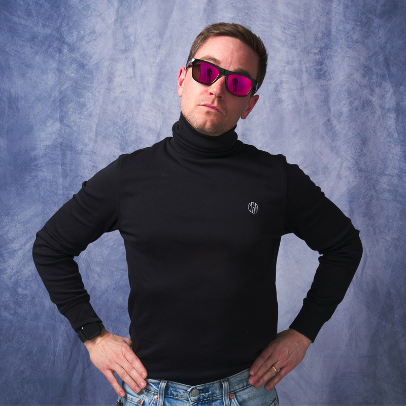 / HDPV Polarized Red | photo_of_person.JPG | Person wearing The Exec Highball with HDPV Polarized Red lens