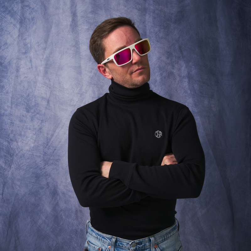/ HDPV Polarized Red | photo_of_person_2.JPG | Person wearing The Miami Nights Turboshaft with HDPV Polarized Red lens