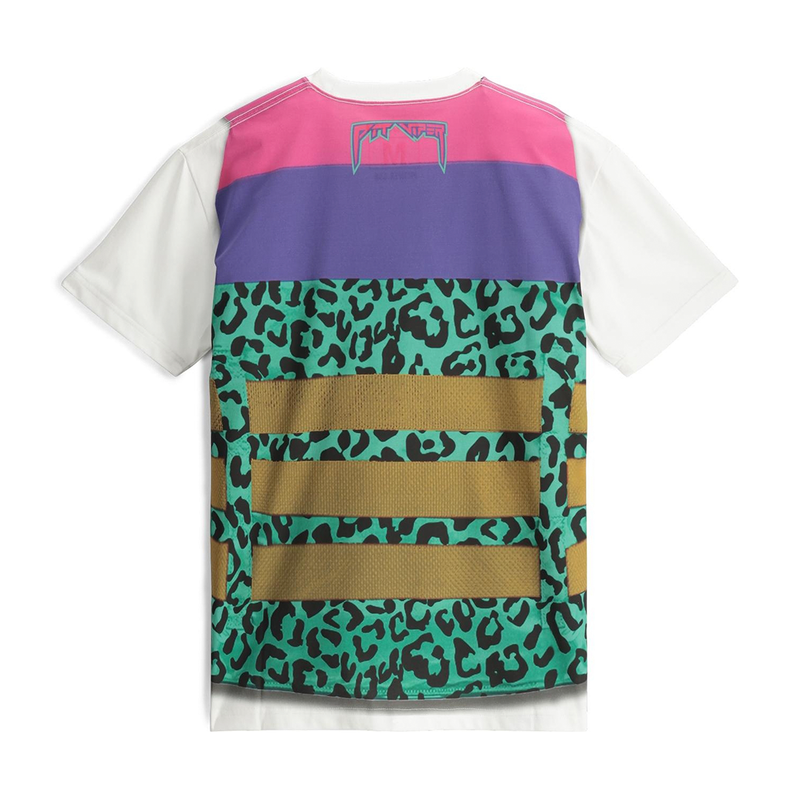  | it_the_back.JPG | The Waterski Season PFD Tee from Pit Viper