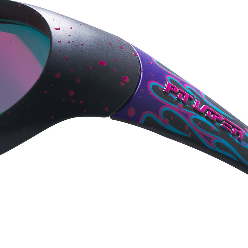 / Pink-Purple | im_ready_for_my_closeup.JPG | Studio view of The Ignition Slammer with pink-purple lens