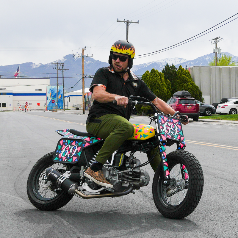/ HDPV Polarized Smoke | photo_of_person_2.JPG | Person wearing The Exec Turboshaft with HDPV Polarized Smoke lens
